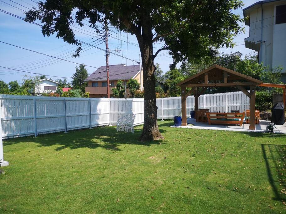 2sldk駐車場、芝生東屋付き、bbq、大室山と海遠望伊豆高原5分 Villa Ito (Shizuoka)